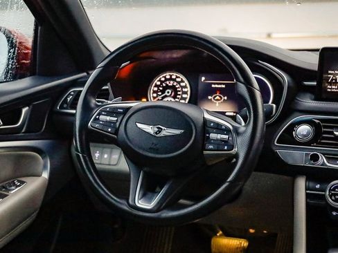 Used 2023 Genesis G70 2.0T image 16