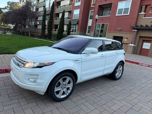 Used 2013 Land Rover Range Rover Evoque Pure Plus AWD/4WD image 3