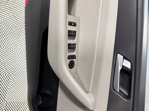 Used 2015 Hyundai Sonata SE FWD image 8