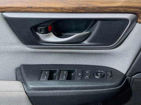 Used 2017 Honda CR-V EX image 13