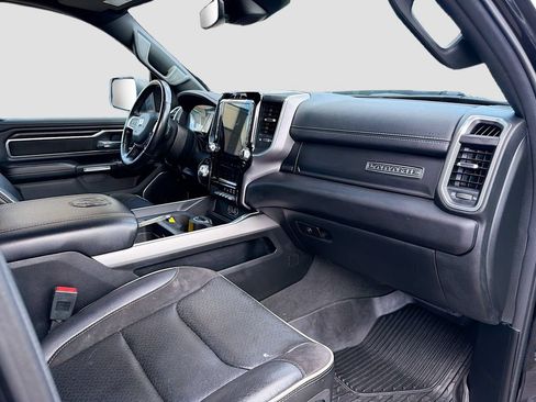 Used 2023 RAM 1500 Laramie AWD/4WD image 13