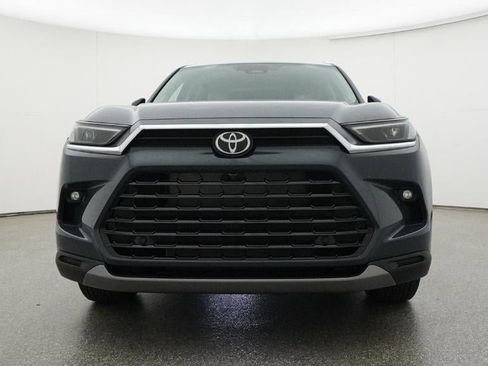 New 2026 Toyota Grand Highlander Limited image 31