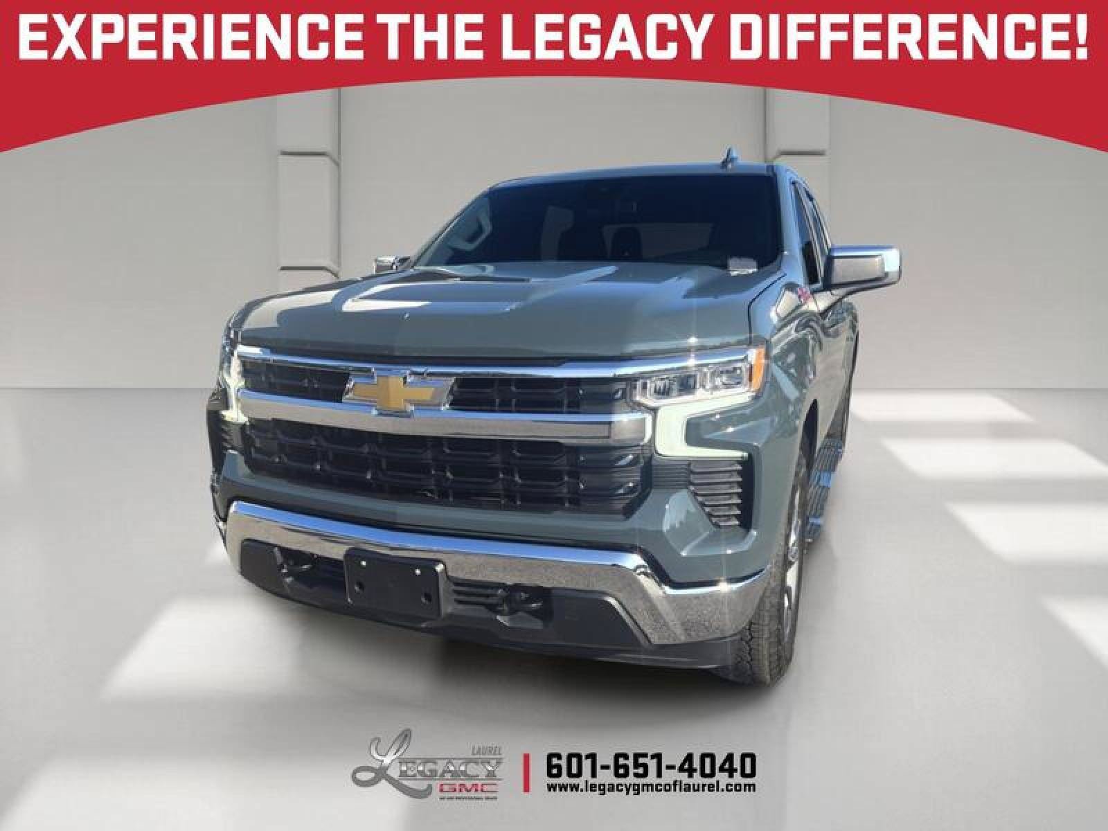 Used 2025 Chevrolet Silverado 1500 LT w/ Z71 Off-Road Package AWD/4WD image 1