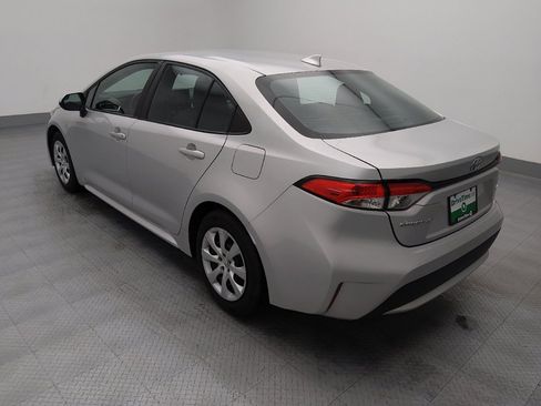 Used 2022 Toyota Corolla LE image 5