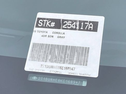 Used 2019 Toyota Corolla SE w/ Carpet Mat Package (TMS) FWD image 37