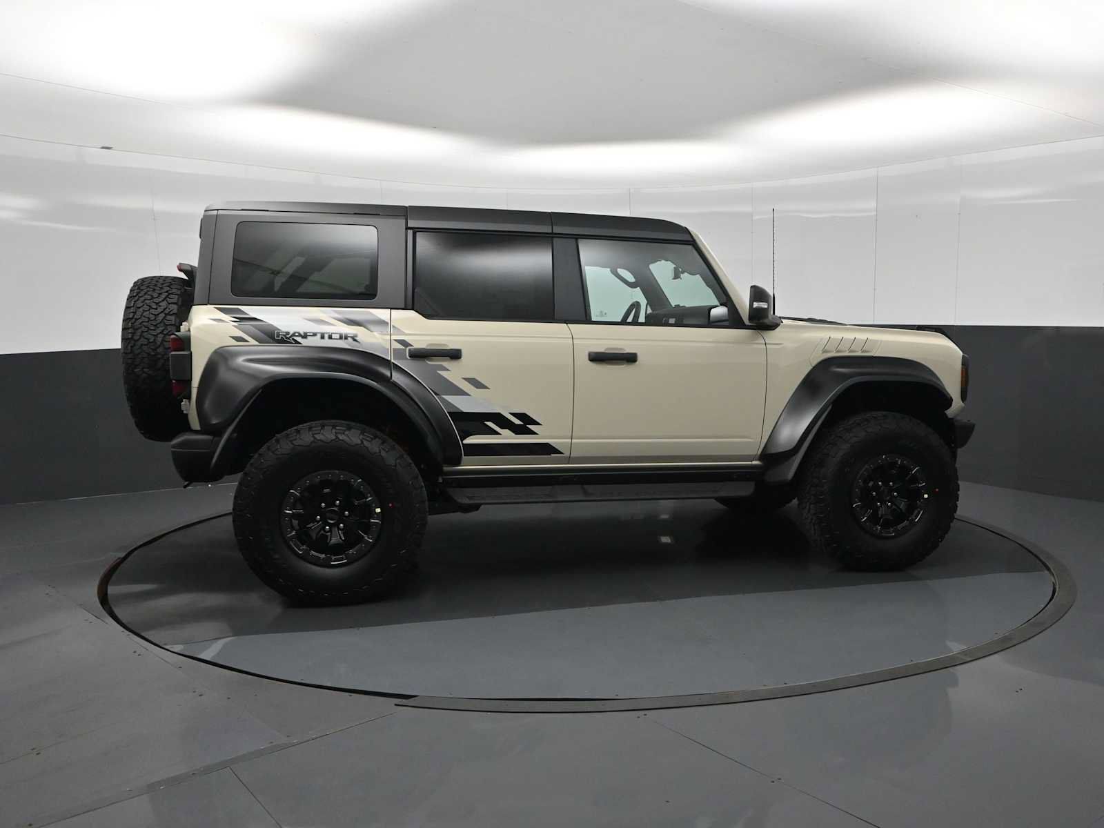 New 2026 Ford Bronco Raptor AWD/4WD image 9