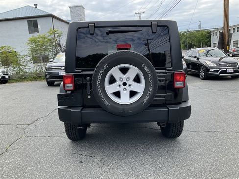 Used 2017 Jeep Wrangler Unlimited Sport w/ Quick Order Package 23S AWD/4WD image 6