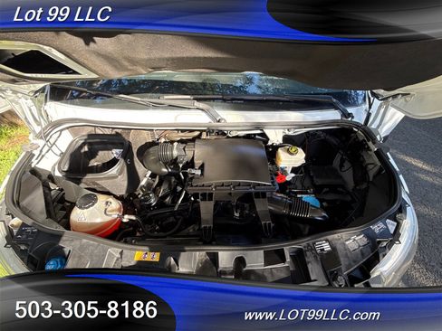 Used 2019 Mercedes-Benz Sprinter 170 image 97