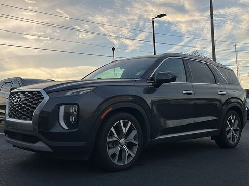 Used 2020 Hyundai Palisade SEL image 2