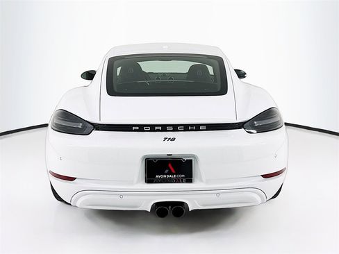 Used 2025 Porsche 718 Cayman image 10