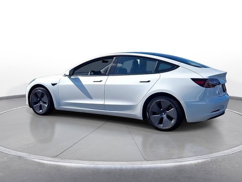 Used 2022 Tesla Model 3 Long Range AWD/4WD image 6