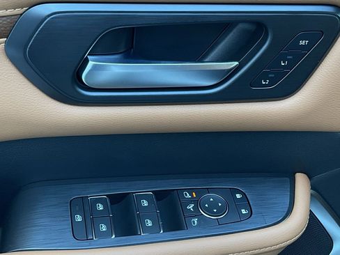 New 2026 Nissan Armada Platinum Reserve AWD/4WD image 11