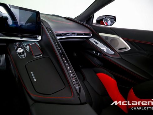 Used 2024 Chevrolet Corvette Z06 image 16