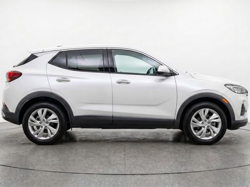 Used 2025 Buick Encore GX Preferred FWD image 11
