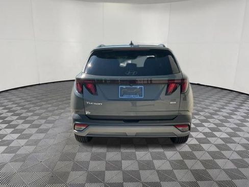 Certified 2025 Hyundai Tucson SEL AWD/4WD image 10