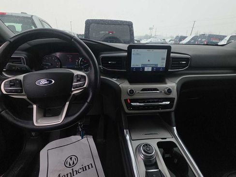 Used 2023 Ford Explorer XLT w/ Equipment Group 202A image 20