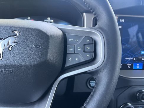 New 2025 Ford Bronco Outer Banks w/ Sasquatch Package image 11