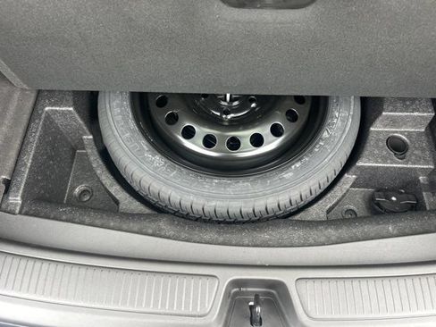 Used 2023 Buick Envision Essence w/ Technology Package I AWD/4WD image 19