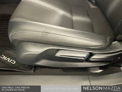 Used 2024 Honda Civic Sport image 25