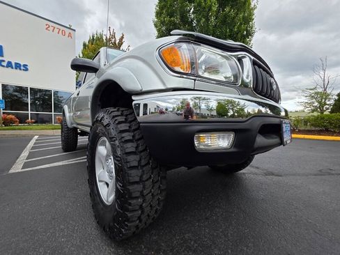 Used 2002 Toyota Tacoma 4x4 Xtracab w/ SR5 Pkg w/ Chrome Pkg image 9