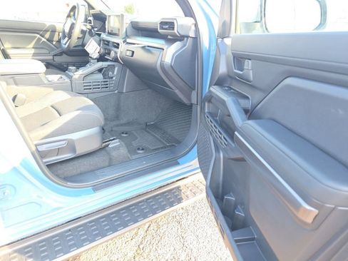 Certified 2025 Toyota 4Runner SR5 image 9