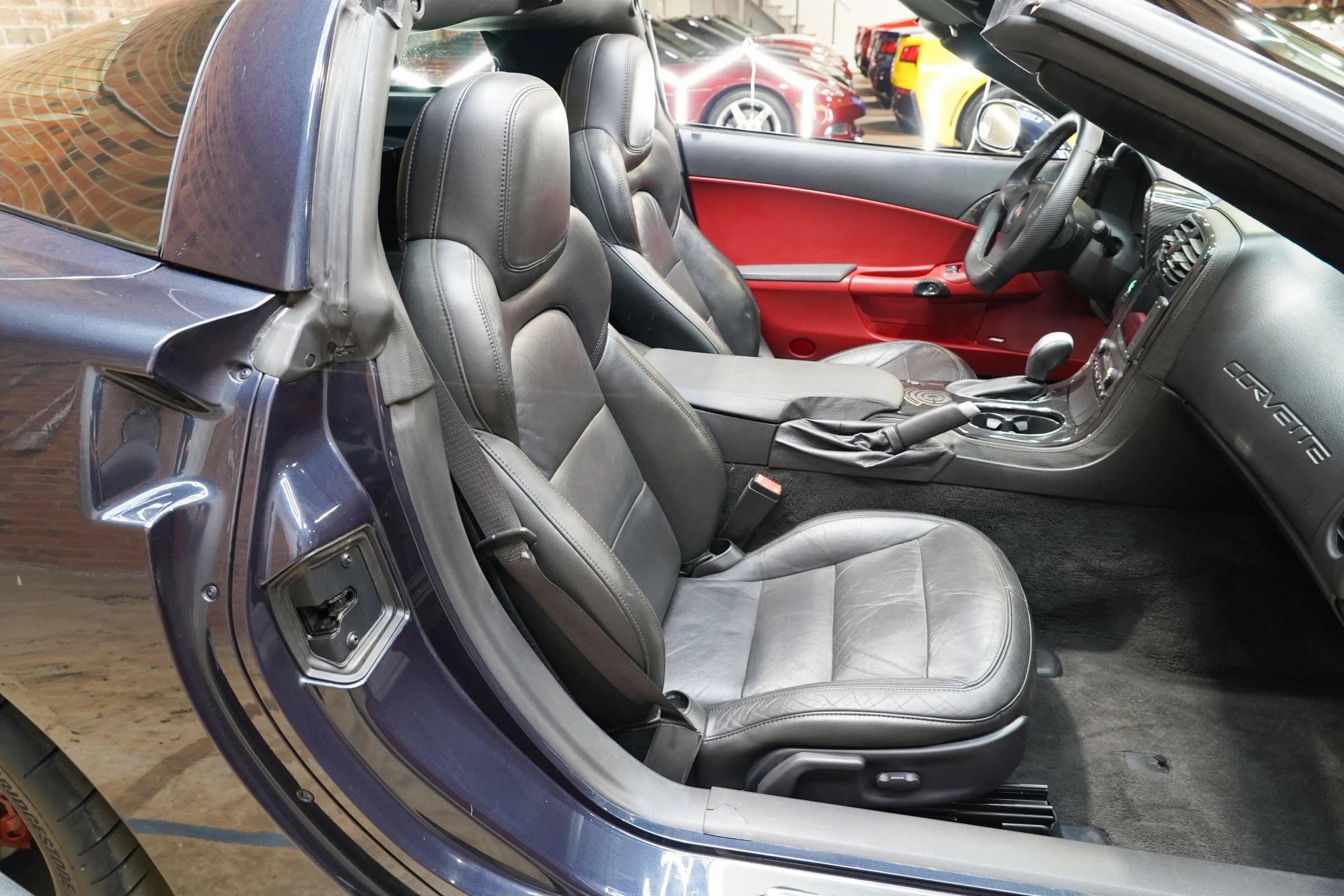 Used 2013 Chevrolet Corvette Coupe w/ Battery Protection Package RWD image 34