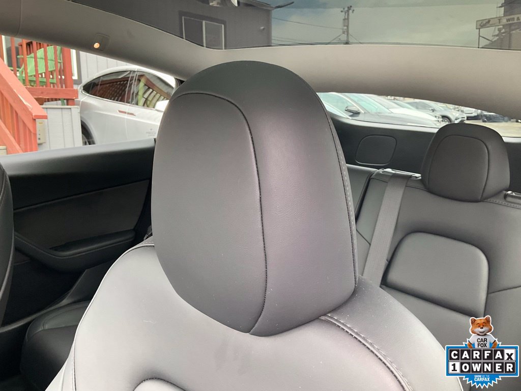 Used 2024 Tesla Model Y 2WD image 16