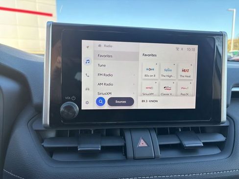 Used 2025 Toyota RAV4 XLE image 11