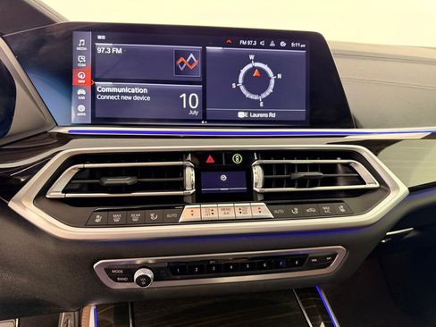 Used 2021 BMW X5 xDrive40i w/ M Sport Package AWD/4WD image 24
