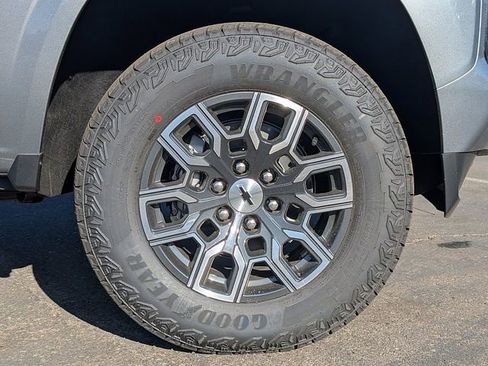 New 2026 Chevrolet Colorado Z71 w/ Z71 Convenience Package 2 AWD/4WD image 6