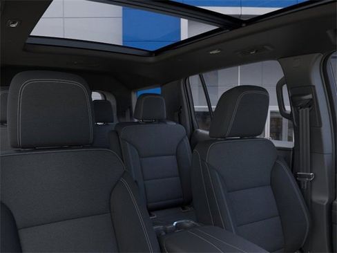 New 2026 Chevrolet Traverse LT w/ Sun and Wheel Package image 24