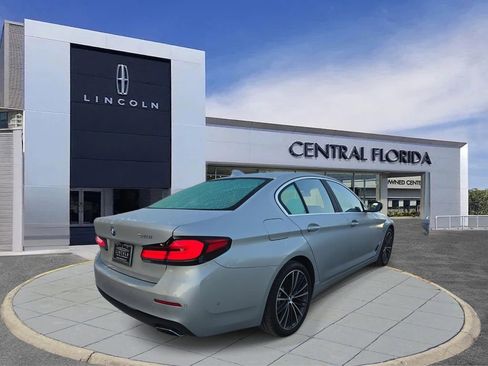 Used 2021 BMW 540i w/ Convenience Package RWD image 3