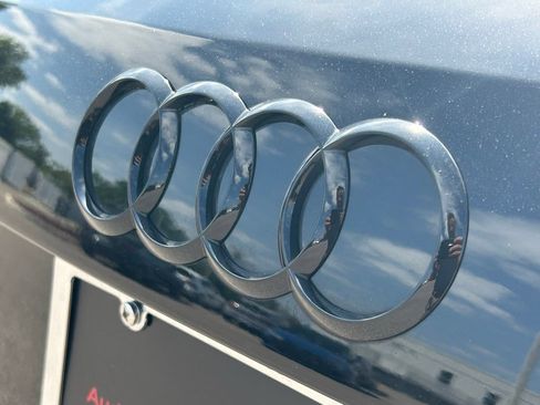 Used 2025 Audi Q3 2.0T Premium w/ Convenience Package AWD/4WD image 56
