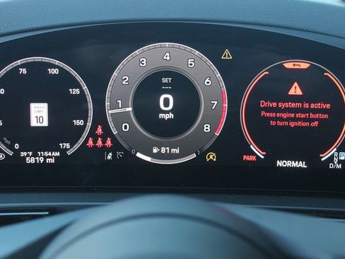 Certified 2025 Porsche Cayenne Coupe image 19