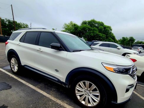 Used 2022 Ford Explorer King Ranch w/ Technology Package AWD/4WD image 8