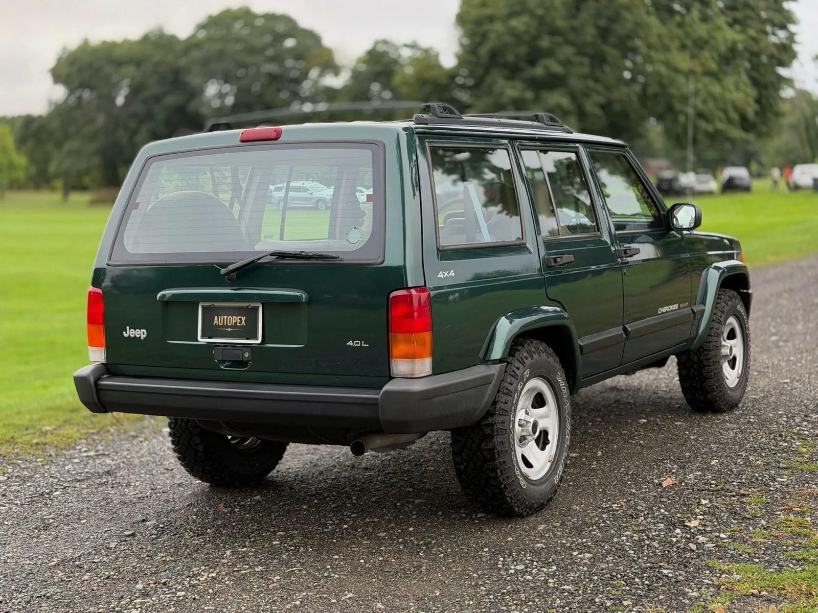 Used 1999 Jeep Cherokee 4WD 4-Door image 19