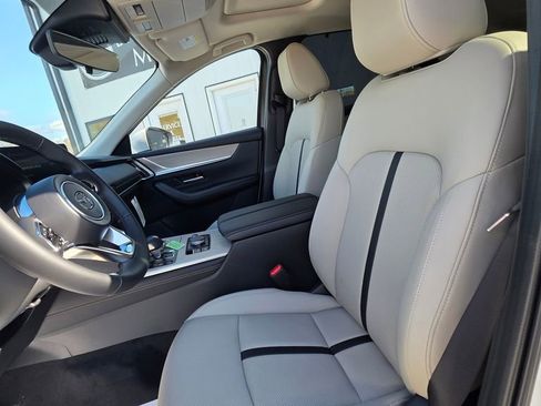 New 2025 MAZDA CX-90 Plug-In Hybrid w/ Preferred AWD/4WD image 11