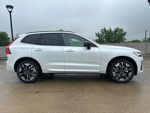 New 2026 Volvo XC60 B5 Plus w/ Protection Package Premier image 9