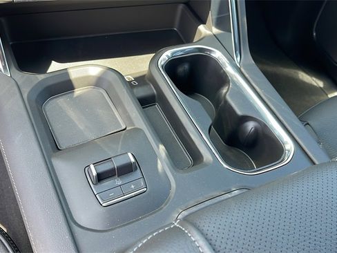 New 2025 GMC Sierra 2500 Denali w/ Denali Reserve Package image 22