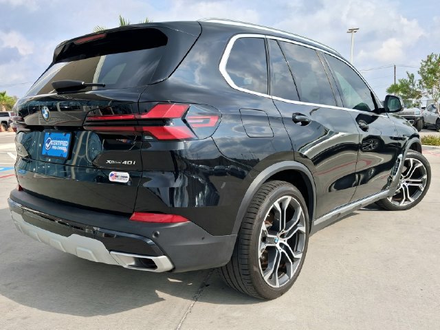 Used 2025 BMW X5 xDrive40i w/ Premium Package AWD/4WD image 7