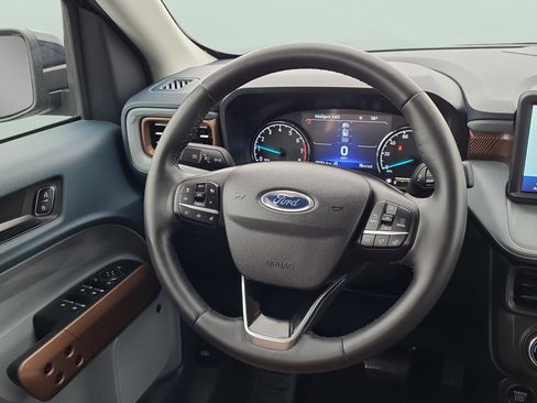 Used 2023 Ford Maverick Lariat w/ Lariat Luxury Package image 10