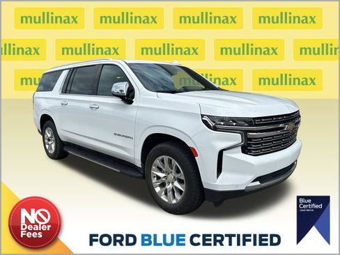 Used 2022 Chevrolet Suburban Premier RWD image 1