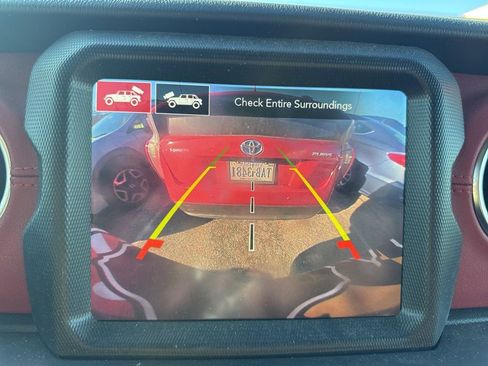 Used 2023 Jeep Wrangler Unlimited Rubicon 4xe image 8