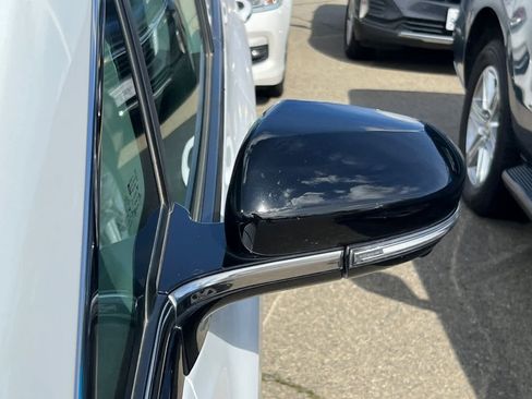 Used 2017 Chevrolet Bolt Premier w/ Driver Confidence II Package image 20