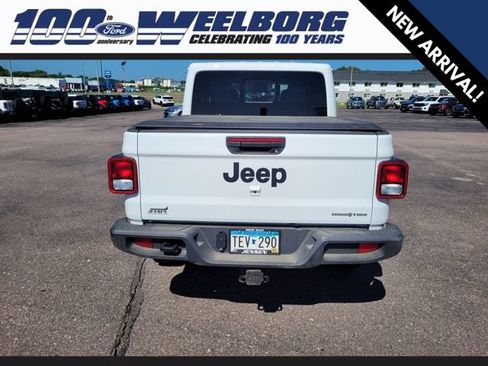Used 2025 Jeep Gladiator Sport AWD/4WD image 5