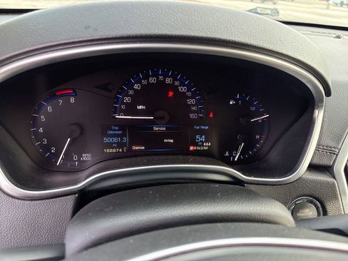 Used 2016 Cadillac SRX Luxury image 33