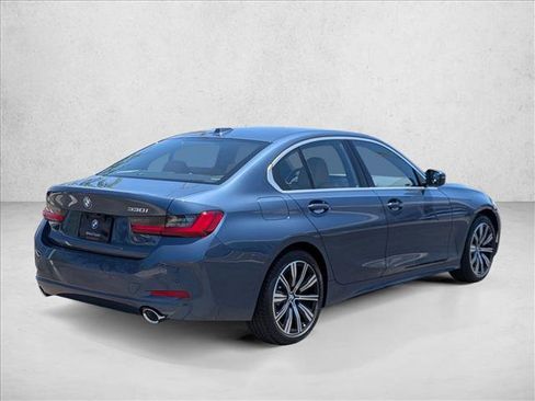 New 2026 BMW 330i Sedan w/ Premium Package RWD image 2