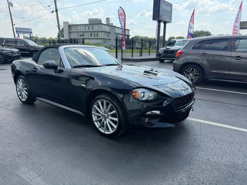 Used 2020 FIAT 124 Spider Lusso RWD image 8