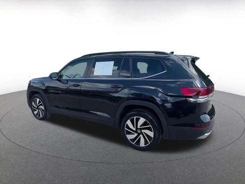 Used 2025 Volkswagen Atlas SE image 10