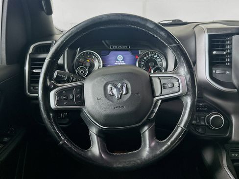 Used 2019 RAM 1500 Big Horn AWD/4WD image 18